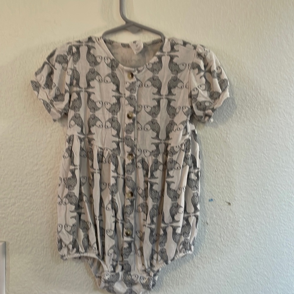 Kate Quinn bamboo romper.  2T